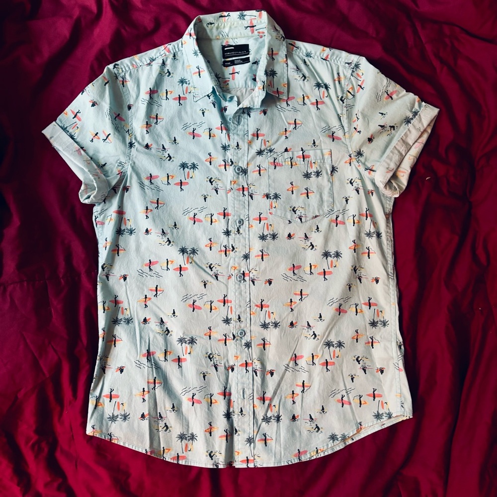 Public Opinion Hawaiian style me a shirt in medium fits slim w a little stretch